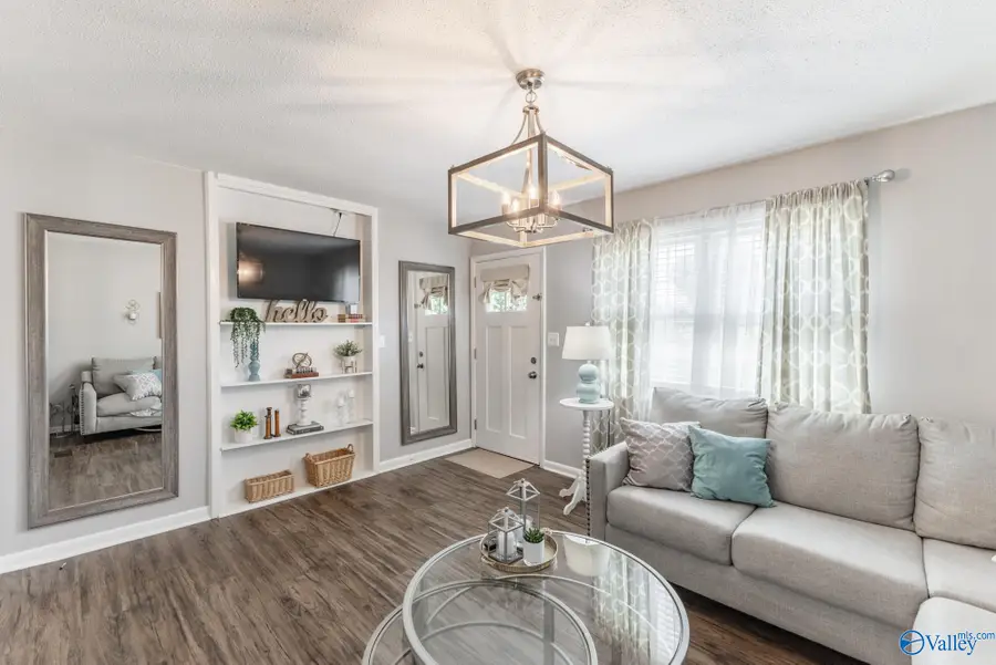 142 Lark Road, New Market, AL 35761 - #3