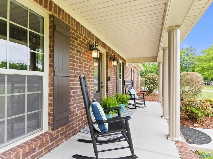 134 Grayson Street, Gurley, AL 35748 - #3