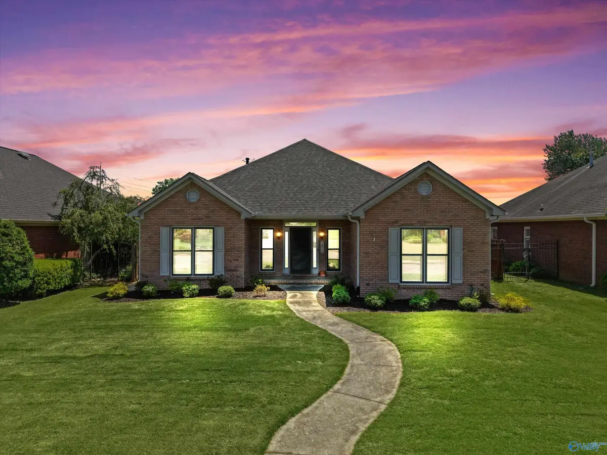 1010 Brookshire Lane Se, Decatur, AL 35601 - #1