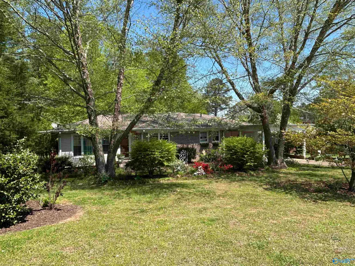 405 Mountain Drive, Gadsden, AL 35904 - #1