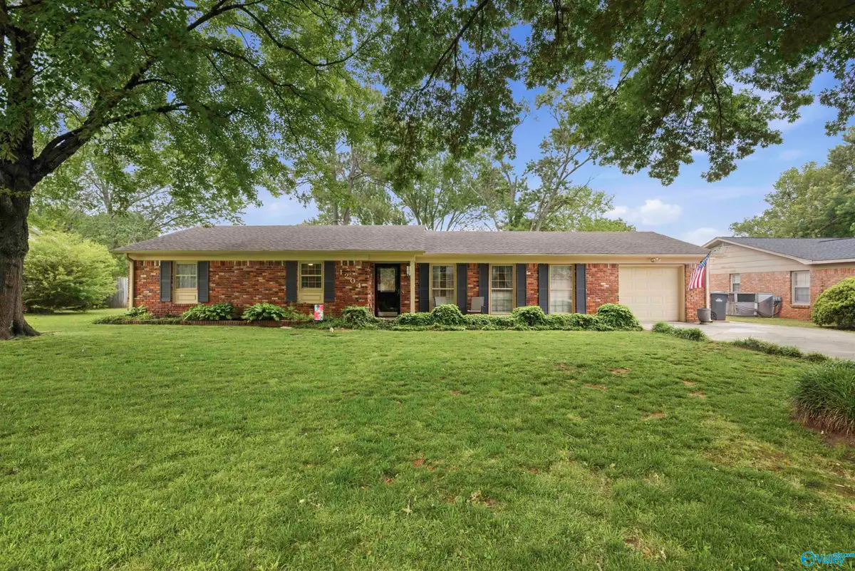 1204 Garth Avenue Sw, Decatur, AL 35601 - #1