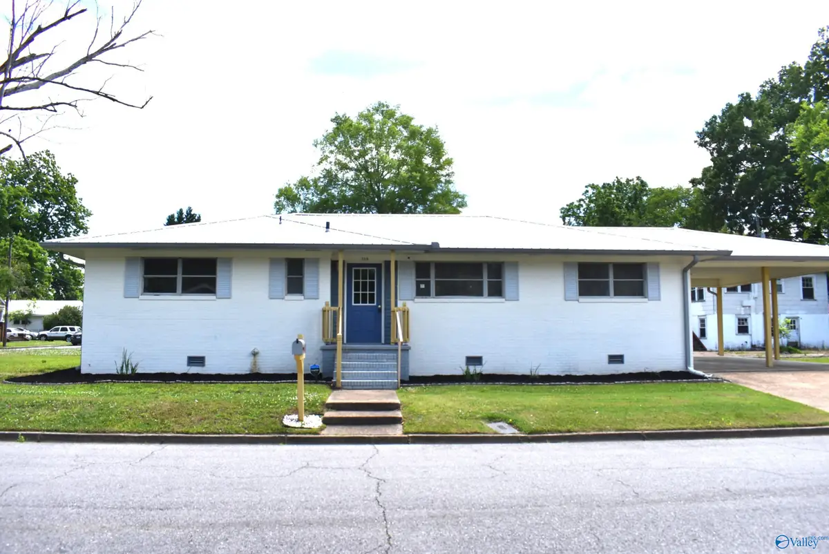 210 S 9th Street, Gadsden, AL 35903 - #1