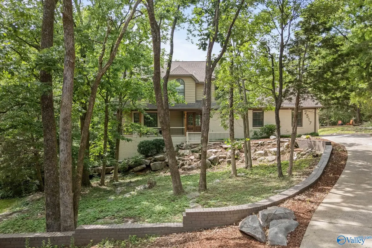 2517 Garth Road Se, Huntsville, AL 35801 - #1