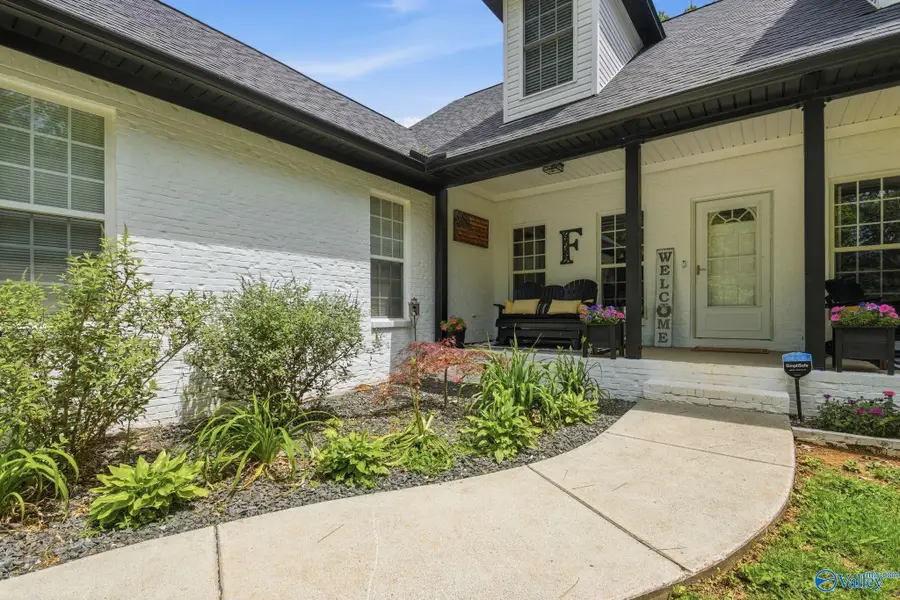 301 Mimi Lane, Toney, AL 35773 - #2