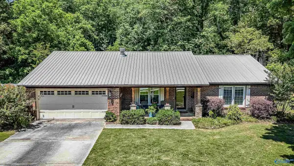 7436 Logan Drive, Huntsville, AL 35802