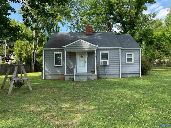 3918 9th Avenue Sw, Huntsville, AL 35805