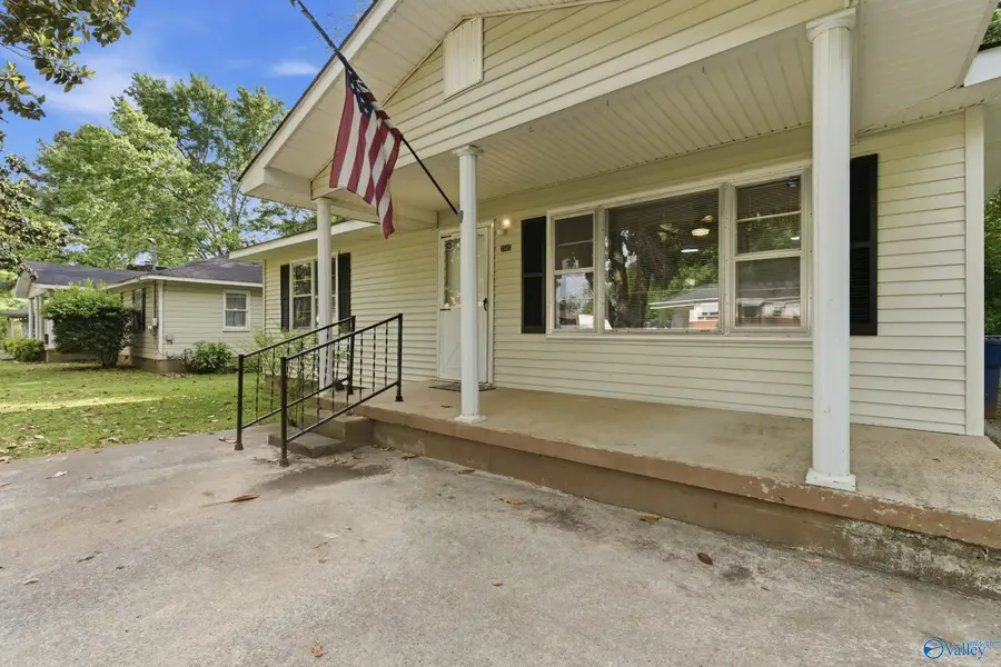 3505 Gay Street Nw, Huntsville, AL 35810 - #3