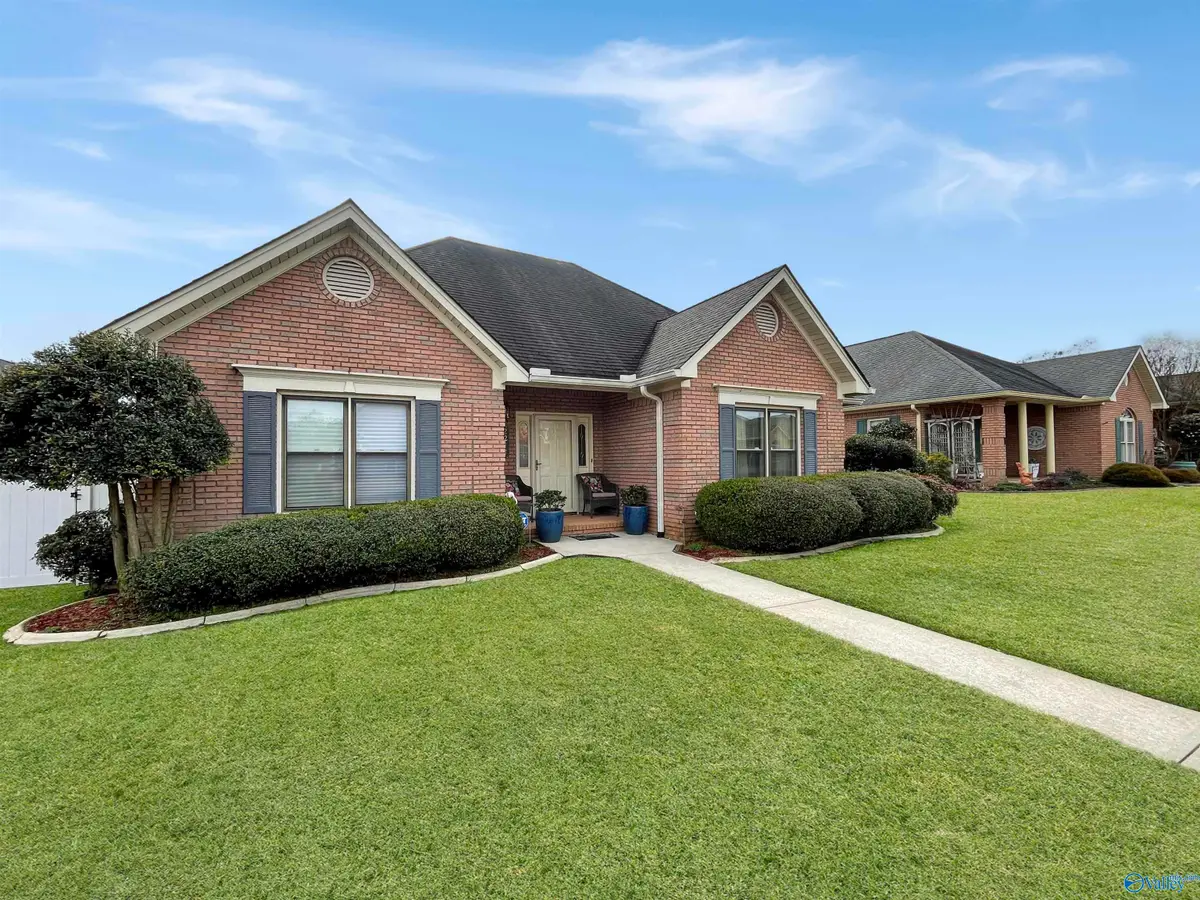2217 Yorkshire Se Se, Decatur, AL 35601 - #1