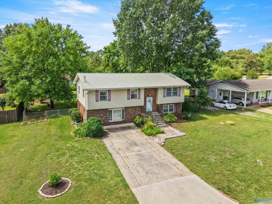 222 Lakewood Drive, Scottsboro, AL 35769 - #3