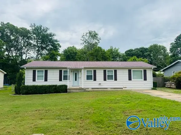 518 Dean Street, Scottsboro, AL 35768