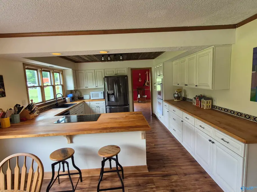 5005 Brookwood Drive Nw, Huntsville, AL 35810 - #3