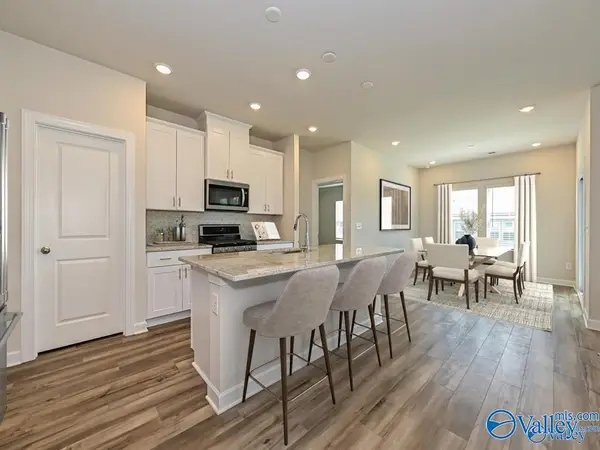 14753 Lapwing Cove, Athens, AL 35611