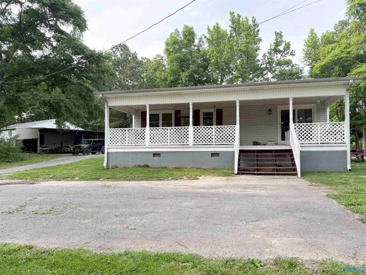 286 County Road 1241, Vinemont, AL 35179 - #1