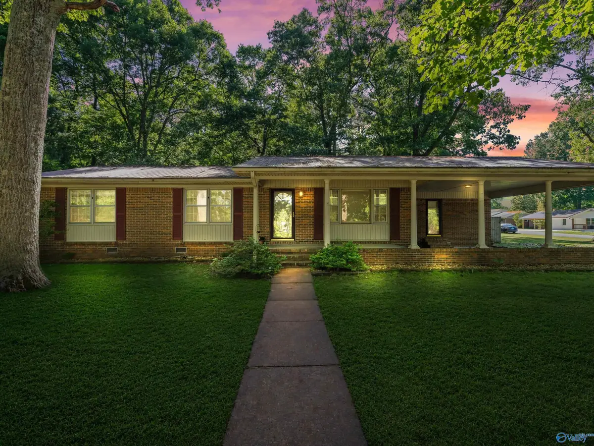 442 10th Street Nw, Arab, AL 35016 - #1