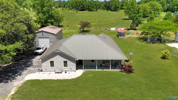 26745 Thach Road, Athens, AL 35613