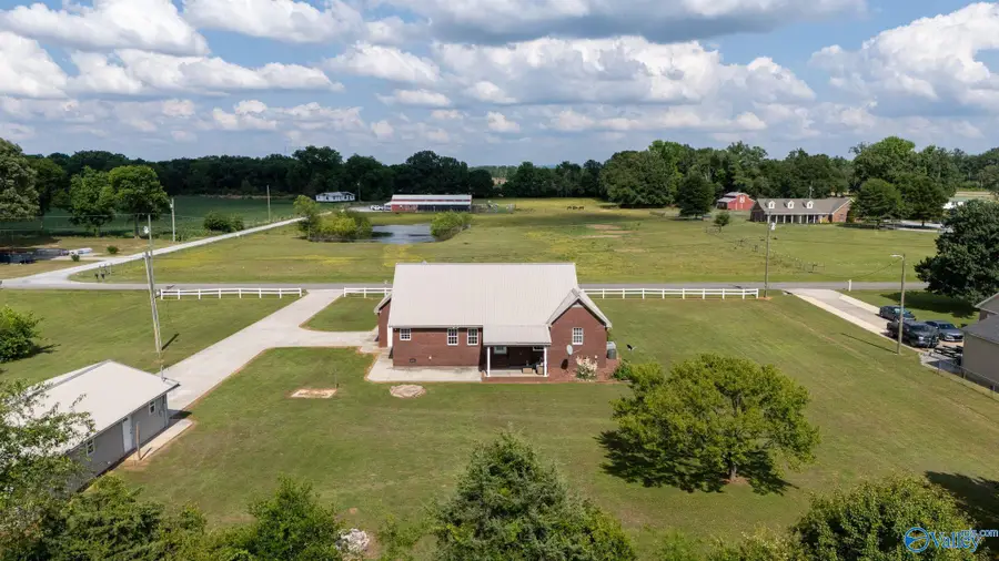 106 Stephenson Road, Hartselle, AL 35640 - #2