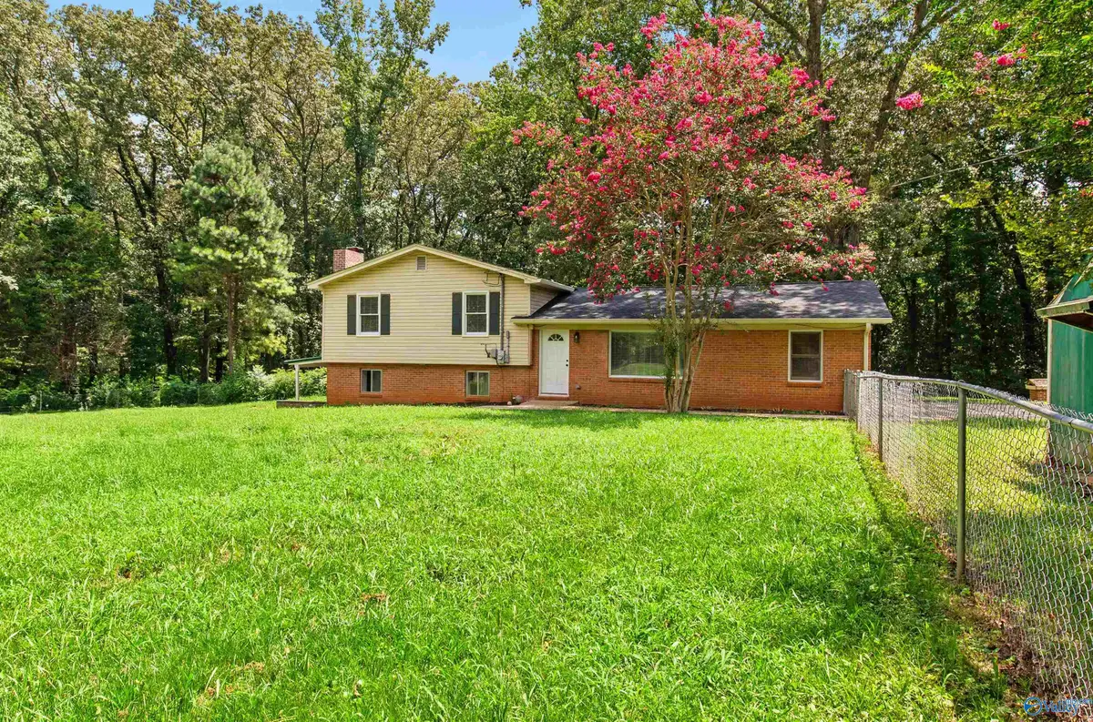 285 Ruby Drive, Huntsville, AL 35811 - #1