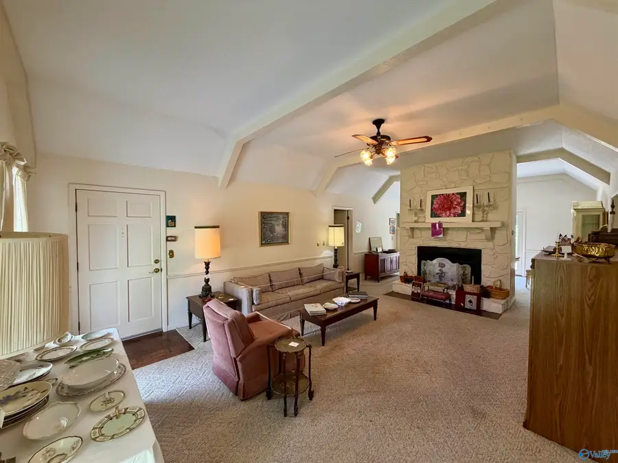 120 S Lake Drive, Rainbow City, AL 35906 - #2