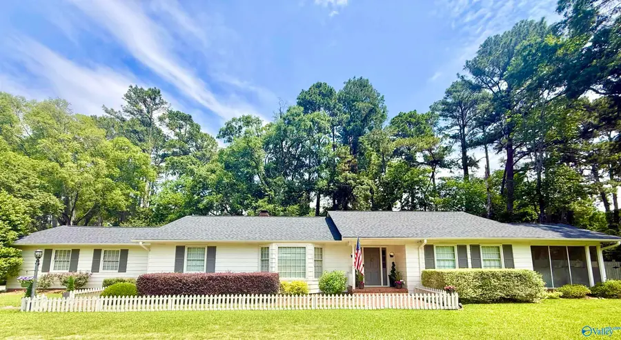 1802 Stratford Road, Decatur, AL 35601 - #2