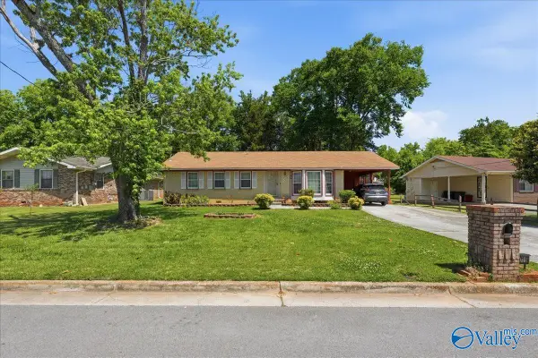 3016 Teton Circle Nw, Huntsville, AL 35810