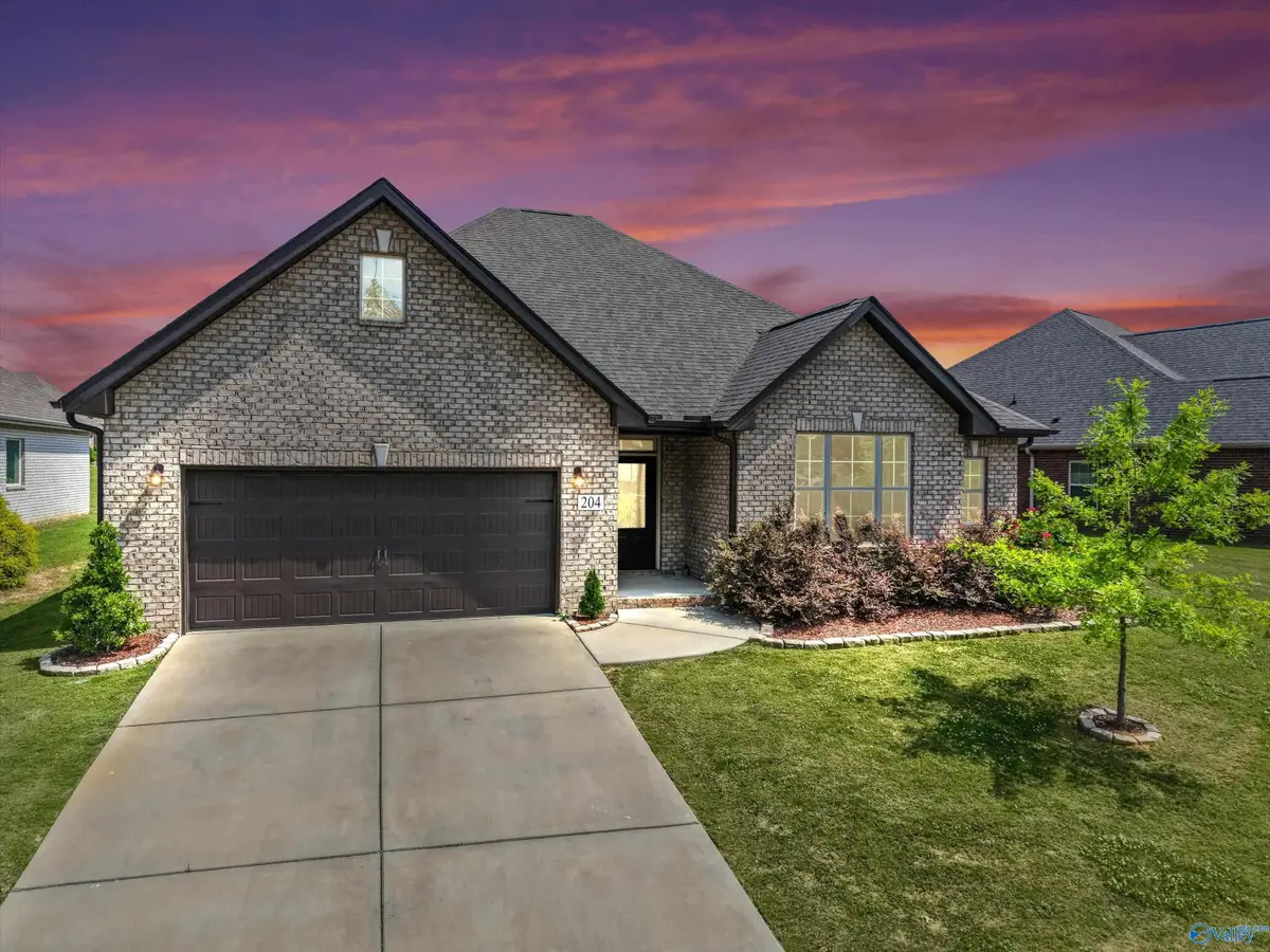204 Dustin Lane Nw, Madison, AL 35757 - #1