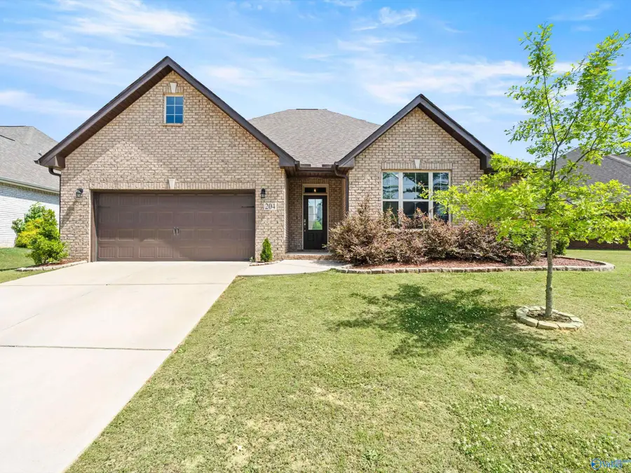 204 Dustin Lane Nw, Madison, AL 35757 - #2