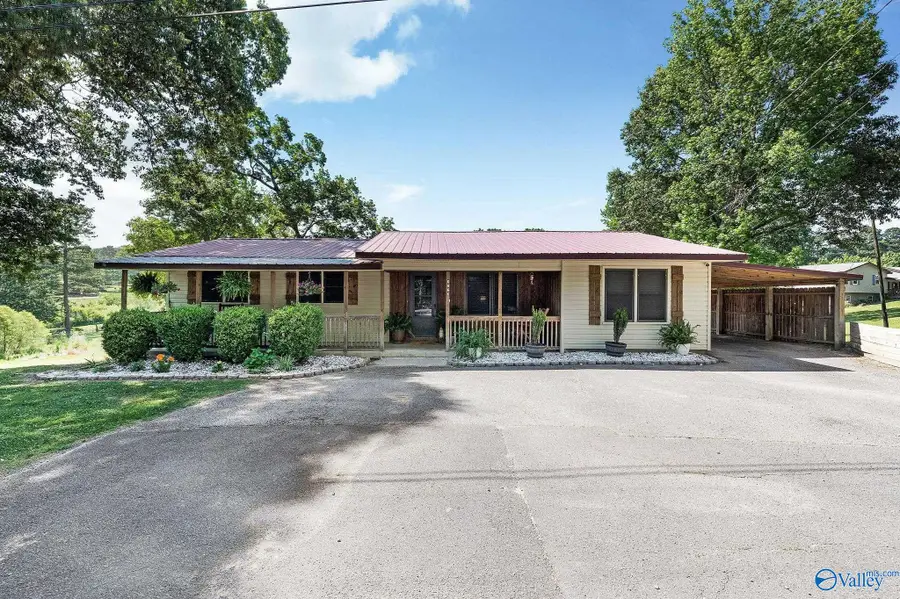 6866 Bluff Road, Boaz, AL 35956 - #2