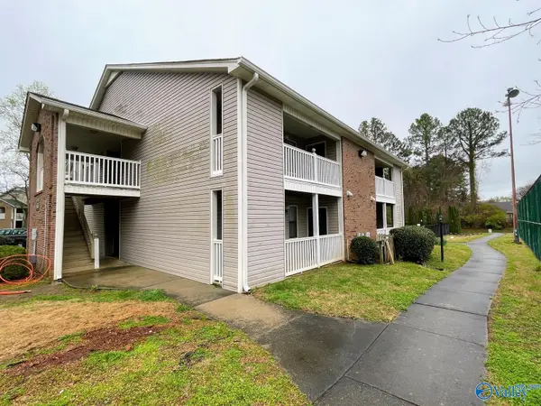 6634 Willow Point Drive Nw #F, Huntsville, AL 35806