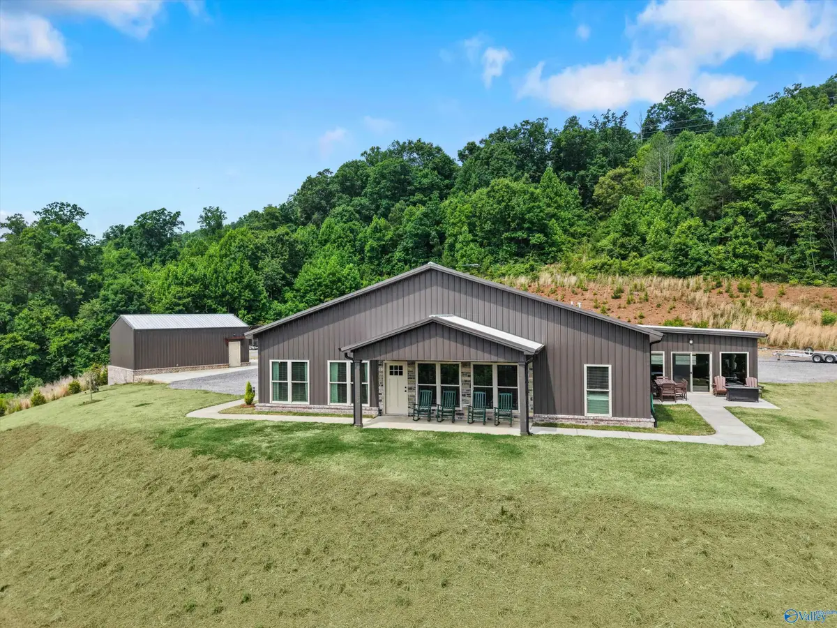 6269 Scottsboro Hwy, Scottsboro, AL 35769 - #1