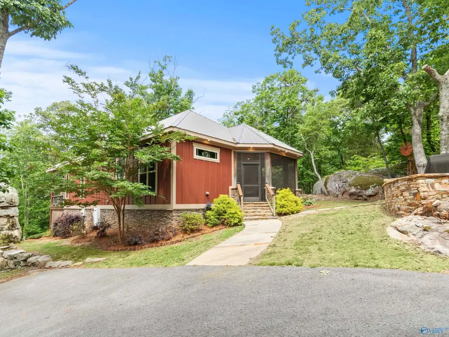 230 Wilson Road, Scottsboro, AL 35769 - #2