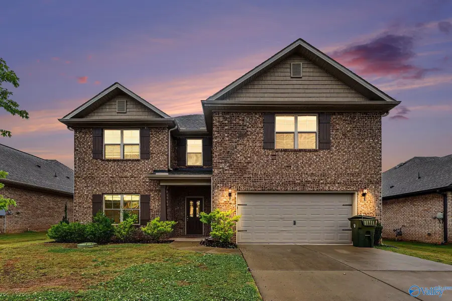 105 Grove Hill Circle, New Market, AL 35761 - #2