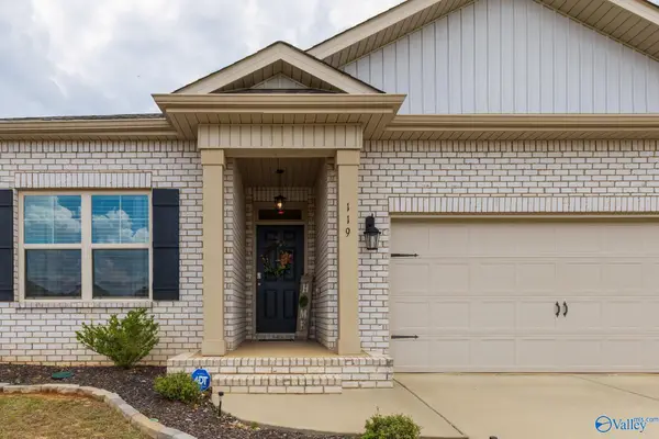 119 Branton Court, New Market, AL 35761
