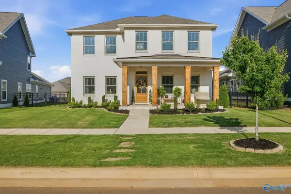 1612 Bridgedale Street Ne, Huntsville, AL 35811