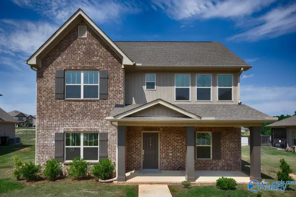 118 Sartain Street, New Market, AL 35761