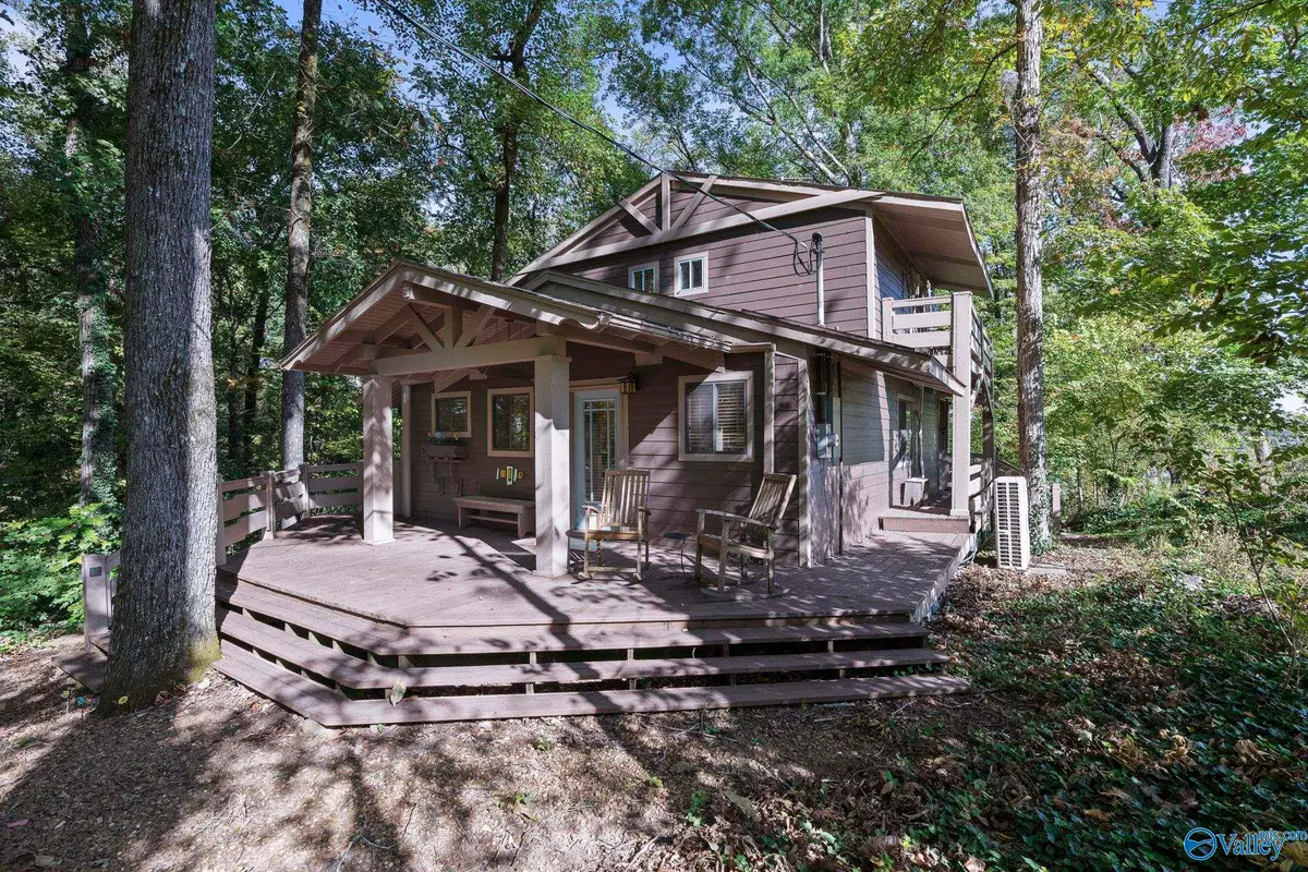 600 Bluff Drive, Rogersville, AL 35652 - #1