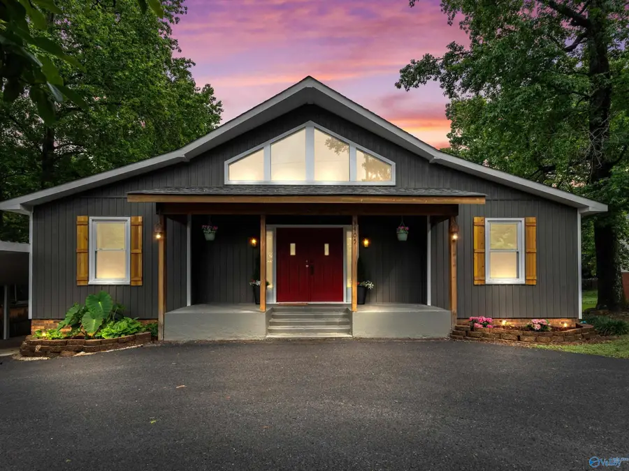 3405 Country Club Circle, Guntersville, AL 35976 - #3