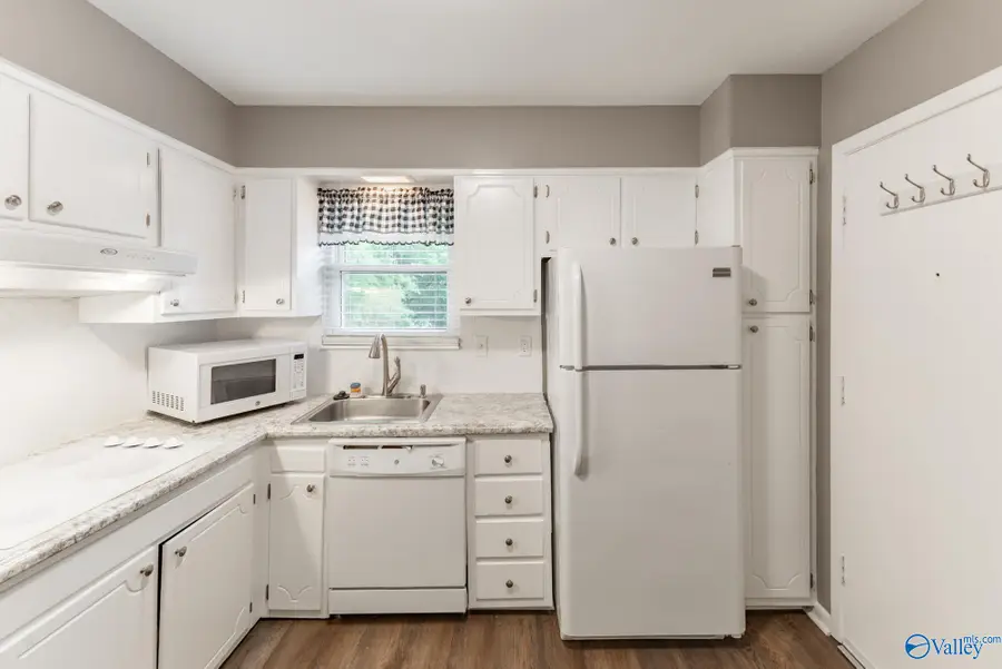 8207 Bailey Cove Road Se #Unit C, Huntsville, AL 35802 - #2