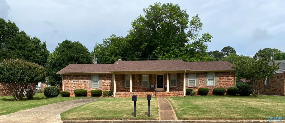 1204 Cloverdale Avenue Sw, Decatur, AL 35601 - #1