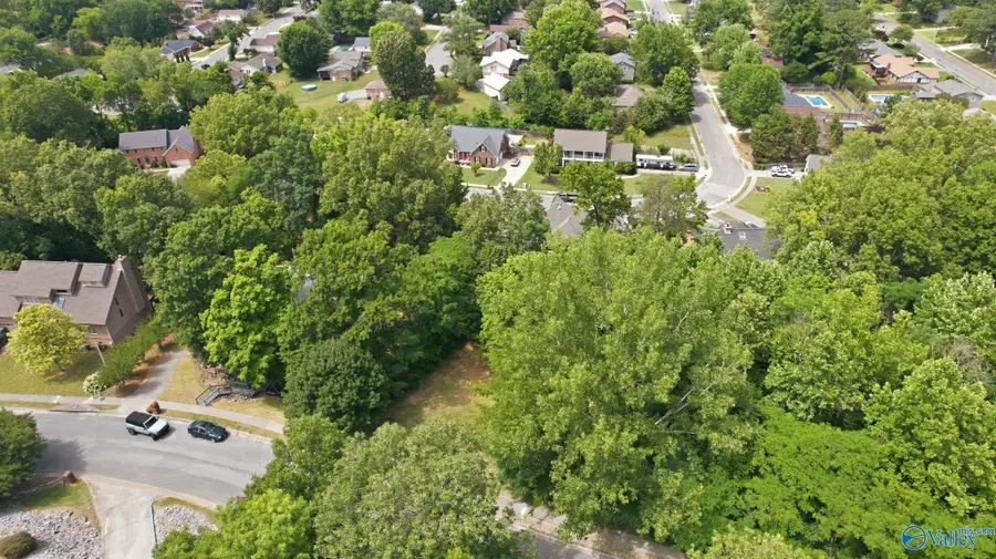 3033 Box Canyon Road Se, Huntsville, AL 35803 - #3
