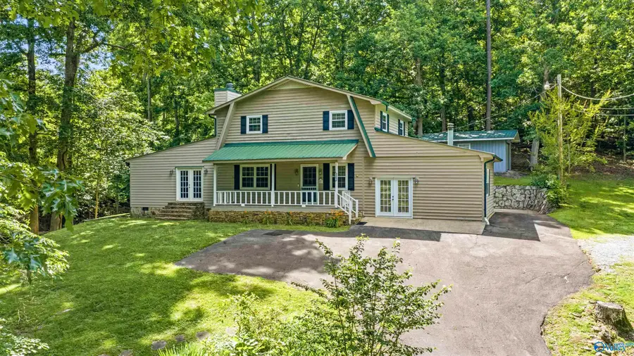 4202A Gault Avenue S, Fort Payne, AL 35967 - #3