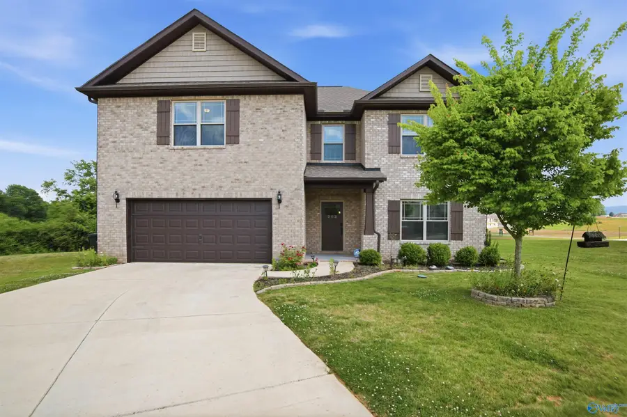 203 Rye Circle, Huntsville, AL 35811 - #2
