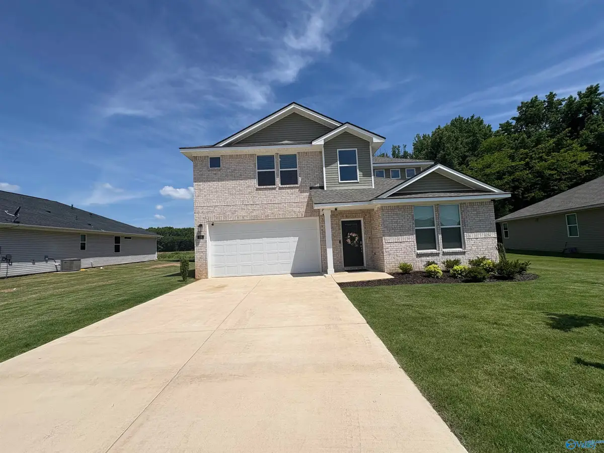 135 Plum Tree Lane, Hazel Green, AL 35750 - #1