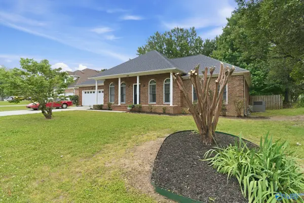 100 Pebblebrook Circle, Madison, AL 35758