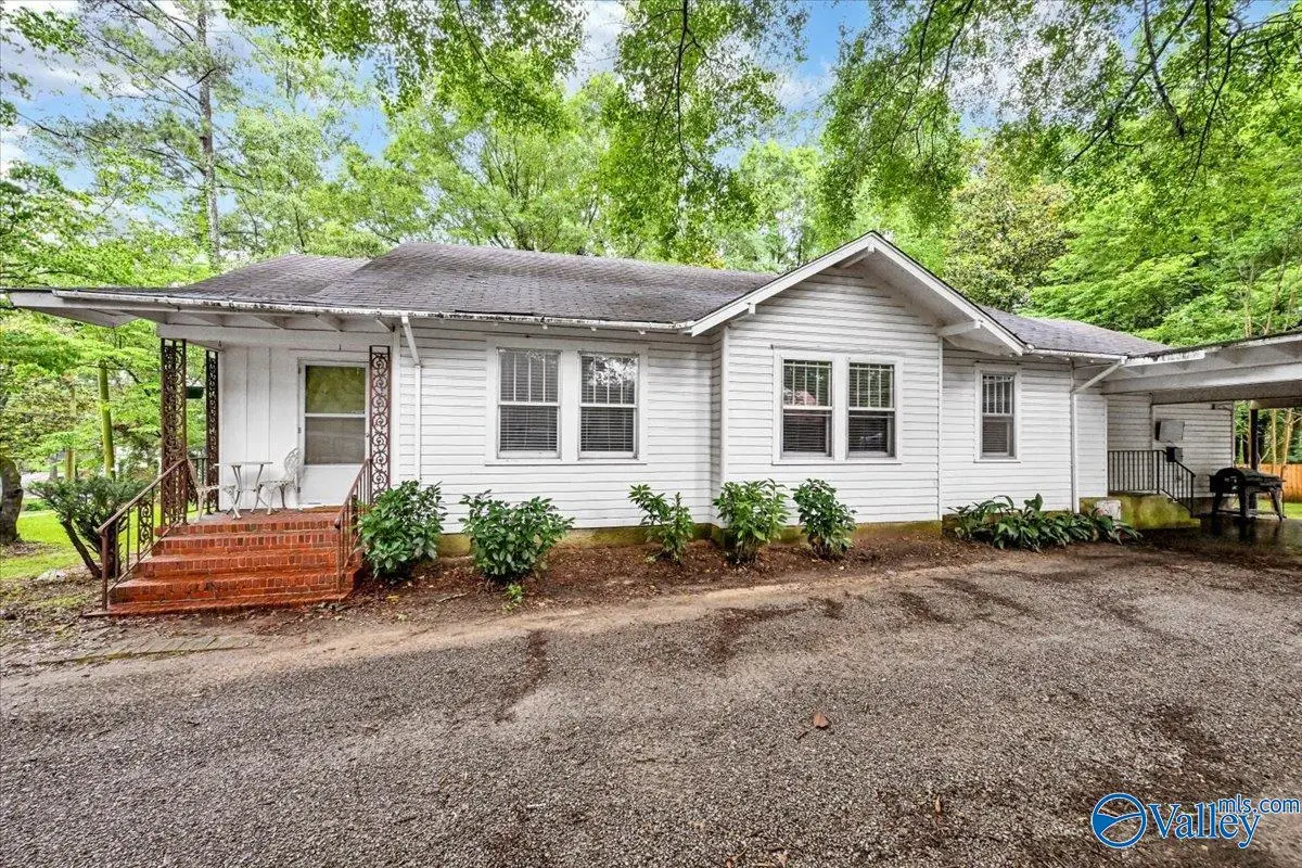 1017 Broadway Avenue Sw, Cullman, AL 35055 - #1