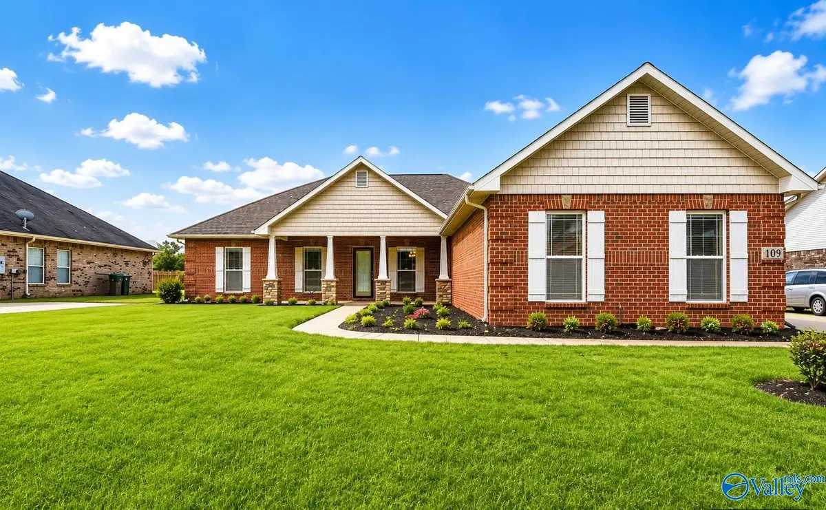 109 Harbor Glen Drive Sw, Madison, AL 35756 - #1