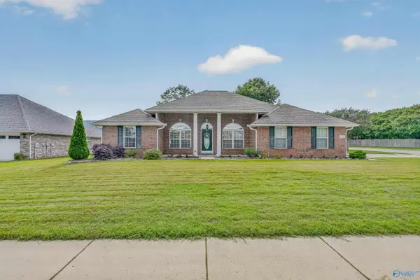 4802 Wainscott Road, Owens Cross Roads, AL 35763
