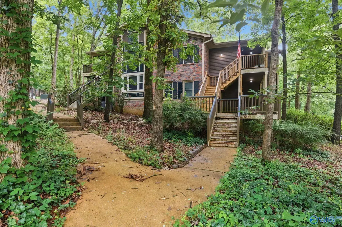 2006 Greenwood Place Sw #14C, Huntsville, AL 35802 - #1