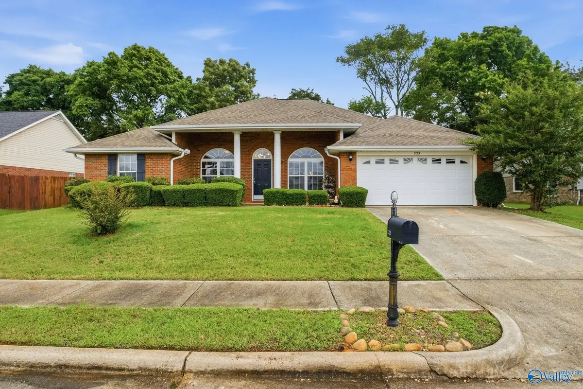 225 De Jan Road, Madison, AL 35758 - #1