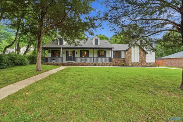 1304 Siniard Drive Se, Huntsville, AL 35803