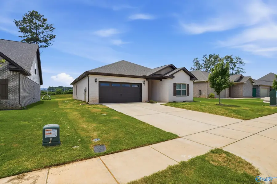 220 Pennington Avenue, Huntsville, AL 35811 - #2